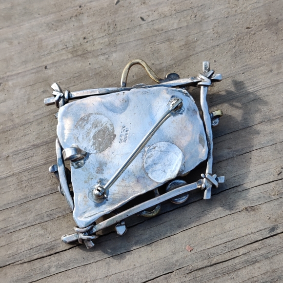 Huge Iriniri sterling silver blister pearl and gemstone pendant/brooch - Picture 12 of 13